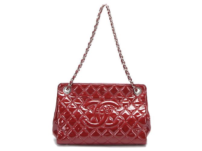 Gran bolso de compras de charol de Chanel