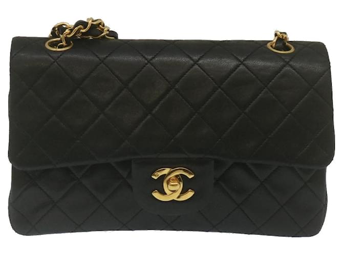 Chanel Timeless Black Leather  ref.703846