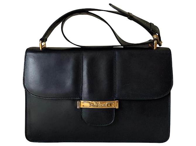 Classic Box Céline Handbags Navy blue Leather  ref.704152