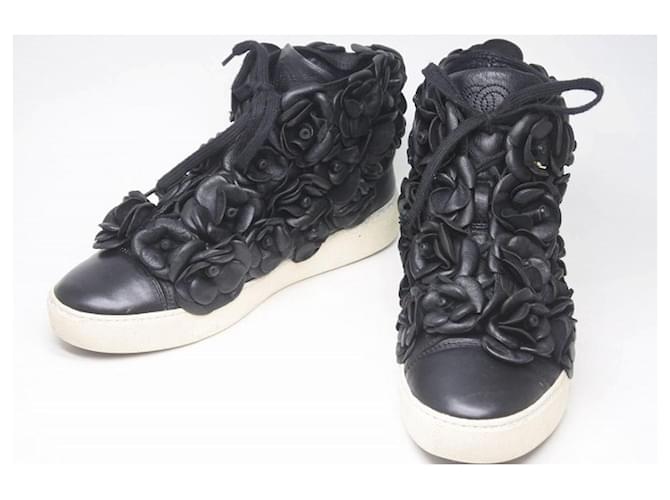 CHANEL Chanel Camellia High Cut Sneakers Sneakers Black Coco Mark Rubber Size  37 Ladies White Leather ref.704376 - Joli Closet