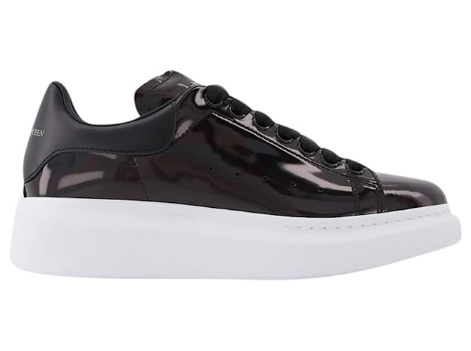 Alexander Mcqueen Oversize Sneakers in Black Leather  ref.705314