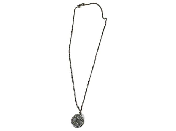 Collana CC di perle Chanel color oro D'oro Metallo  ref.705930