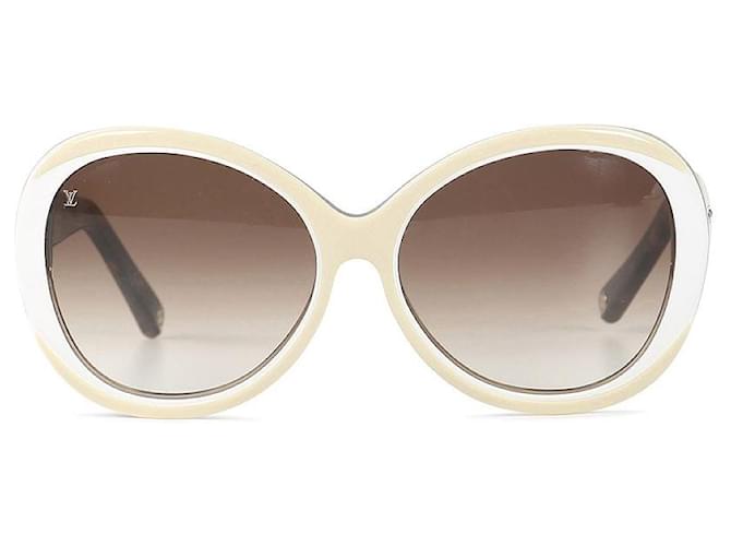 Louis Vuitton White/Cream/Brown Round Oversized Angelica Sunglasses Plastic  ref.706509 - Joli Closet