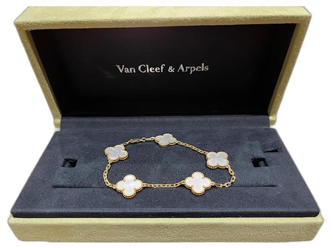 Van Cleef & Arpels Bracelet Vintage Alhambra 5 motifs, or jaune, nacre blanche. Bijouterie dorée  ref.708119