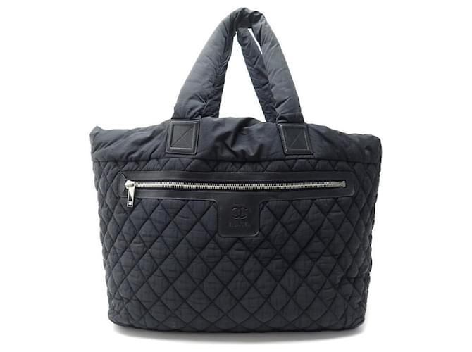 CHANEL COCOON XXL TRAVEL BAG BLACK QUILTED NYLON CANVAS HAND BAG  ref.708522
