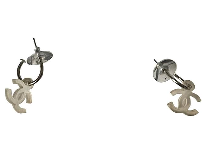 Chanel earrings. CC rubber Silvery  ref.708820