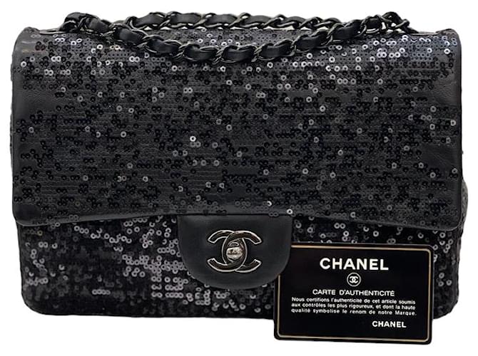 Chanel Handbags Black Leather  ref.709129