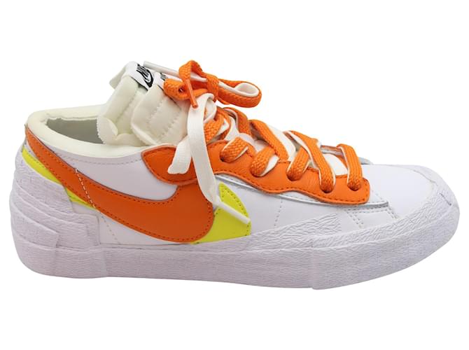 Autre Marque Nike x Sacai Blazer Low in Magma Orange Leather White  ref.709615