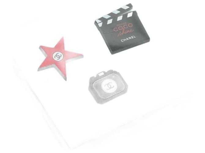 3 Chanel pins Black Plastic  ref.710245