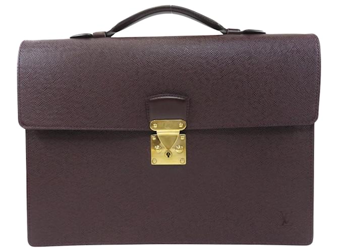Louis Vuitton Robusto Leather  ref.711481