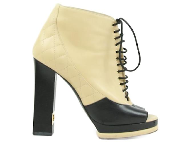Boots Chanel 38 Cuir Beige  ref.712390