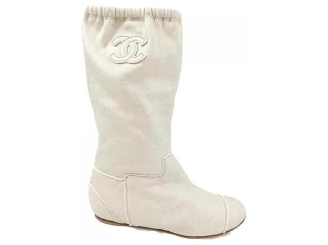 *CHANEL boots White Leather  ref.712510