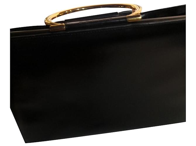 Céline Handbags Black Leather  ref.712574
