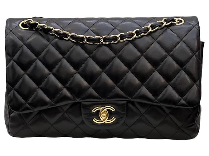 Chanel Handtaschen Schwarz Leder  ref.713841