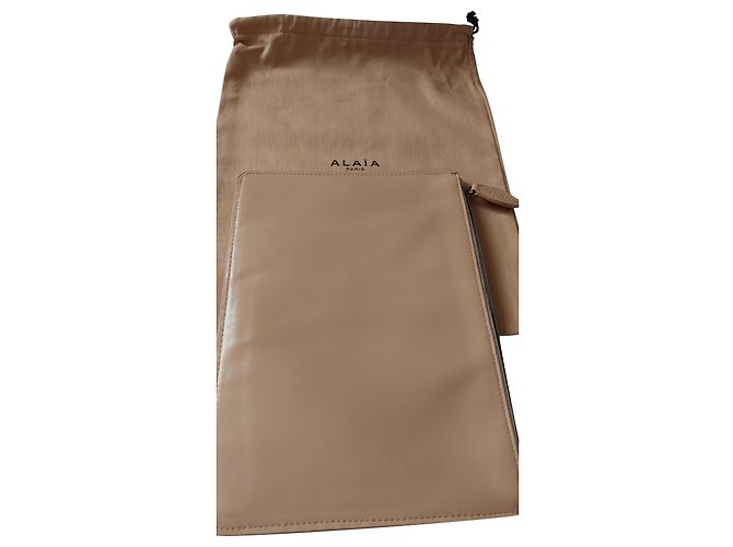 Alaïa Clutch Tasche Beige Leder