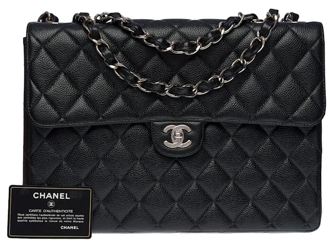 Excepcional bolso de mano Chanel Timeless Jumbo Single flap bag en cuero caviar acolchado negro  ref.715401