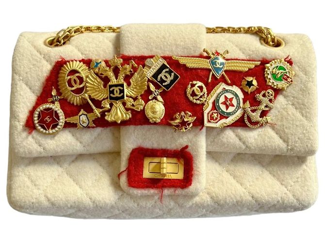Bolsa Chanel 2.55 Fora de branco