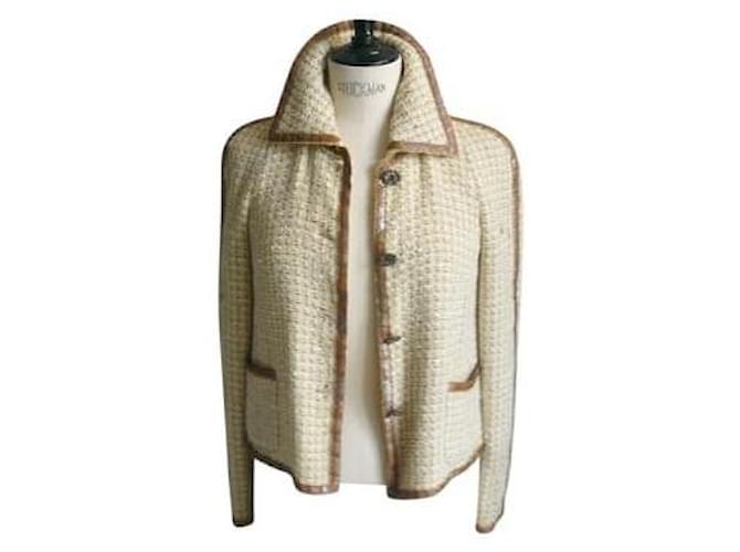 CHANEL Chaqueta corta de tweed beige BE T38 Algodón  ref.715560