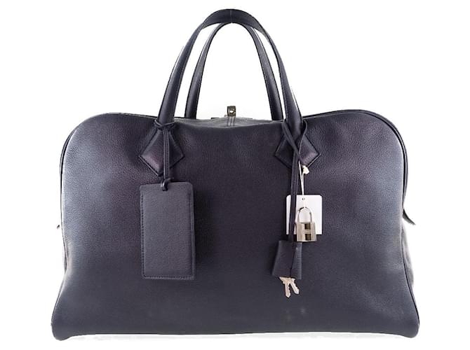 Hermès Victoria Black Leather  ref.717193