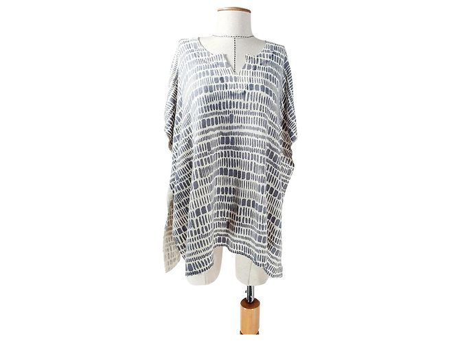 Hémisphère Oversize Kaschmir Pullover im Poncho-Stil Grau 