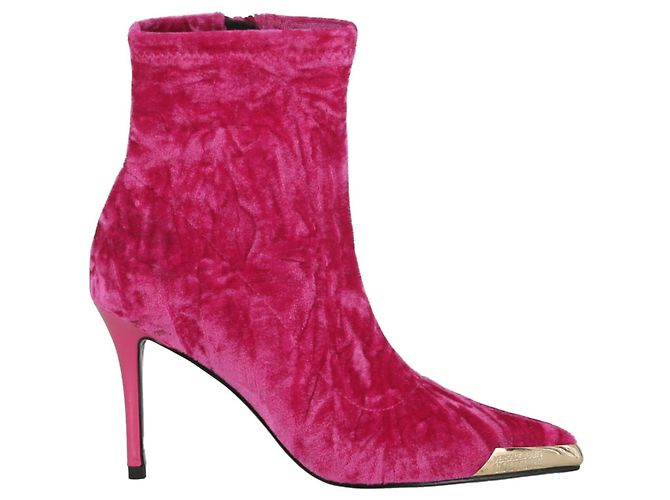 Versace Jeans Couture Botines de terciopelo aplastado de Versace Jeans