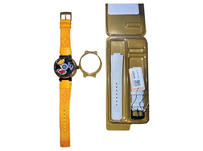 RELOJ LOUIS VUITTON WORLD TOUR GRAPHITE EDICIÓN LIMITADA CON CORREA ADICIONAL Negro