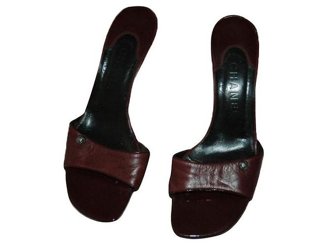 Chanel Mulas Bordeaux