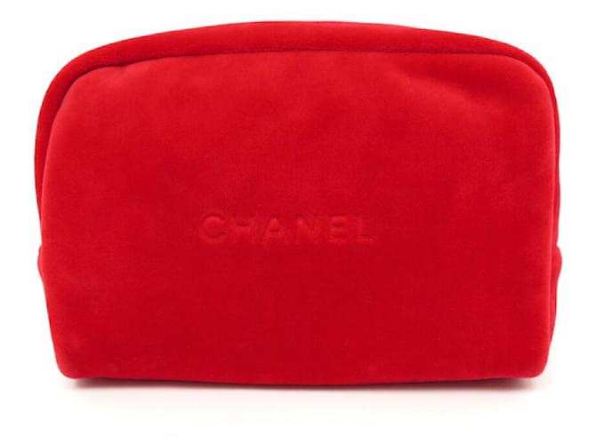 NEW CHANEL BEAUTE TOILETRY BAG IN RED VELVET POLYESTER NEW RED POUCH  ref.721901