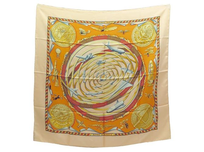 Hermès BUFANDA HERMES SUEÑOS DEL ESPACIO DUCHENE SQUARE 90 CAJA DE SEDA + SCAF DE SEDA Naranja