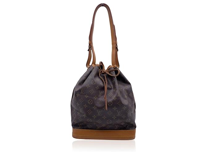 LOUIS VUITTON VINTAGE NOE MONOGRAM BUCKET BAG, leather trims and