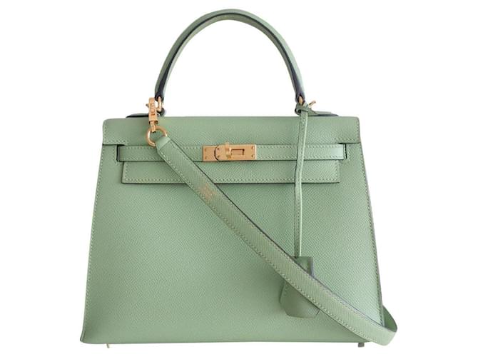 Hermès Hermes Kelly bag 25 Green Leather  ref.724567