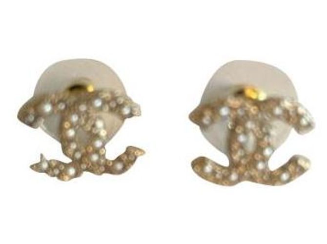 Chanel SIGNED SIGNED EARRINGS Golden