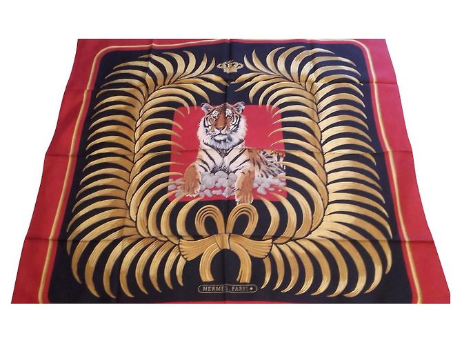 Foulard in seta Hermès TIGRE ROYAL rosso nero e oro