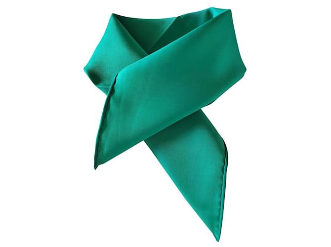 Hermès Men Scarves Green Silk  ref.727450