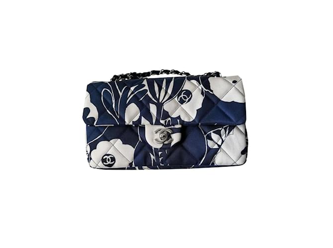 Chanel silk flap bag Blue  ref.727452
