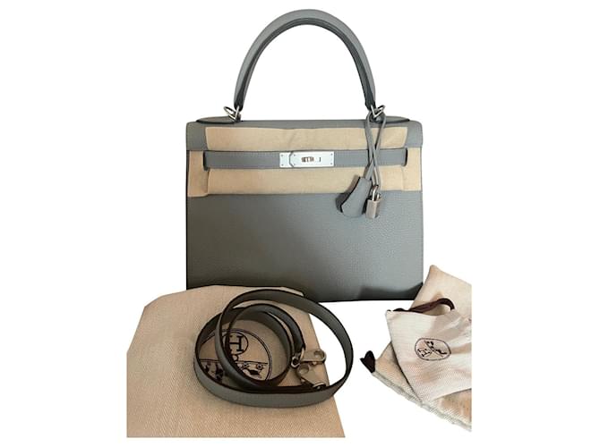 Hermès Kelly 28 special order Grey Leather  ref.727458