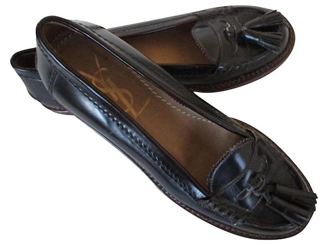 Yves Saint Laurent Braune Loafer mit Herz, 37IT. Dunkelbraun Leder  ref.727780