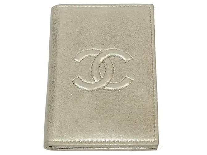 Chanel carteiras Dourado Couro  ref.727999