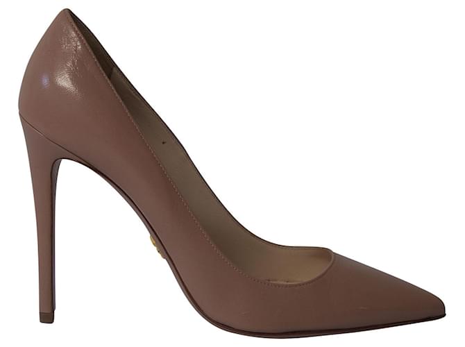 Prada Pointed Pumps in Nude Leather Flesh  ref.730549