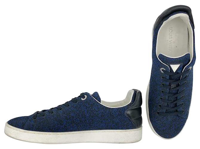 Louis Vuitton Sneakers aus blauem und schwarzem Canvas Leinwand  ref.732574