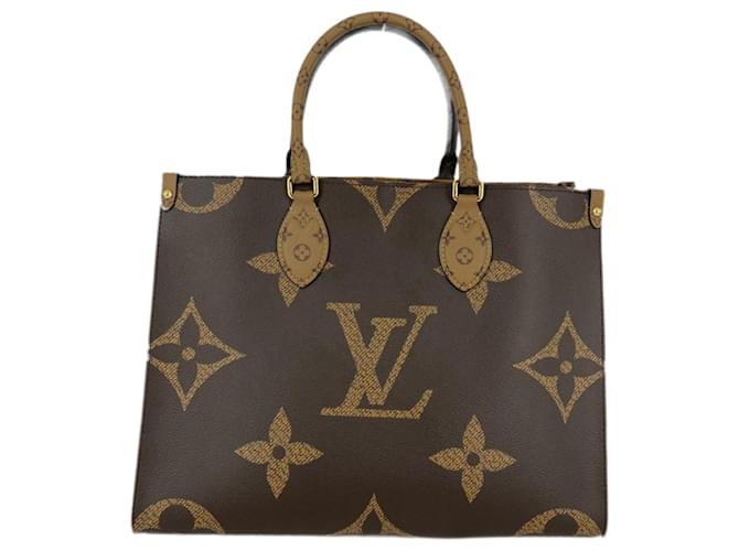 Louis Vuitton Monogram Giant Reverse OnTheGo MM Brown ref.733378 - Joli  Closet