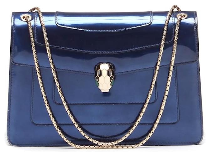 Bulgari Borsa a tracolla in pelle verniciata Bvlgari Serpenti Forever in ottime condizioni Blu  ref.734494