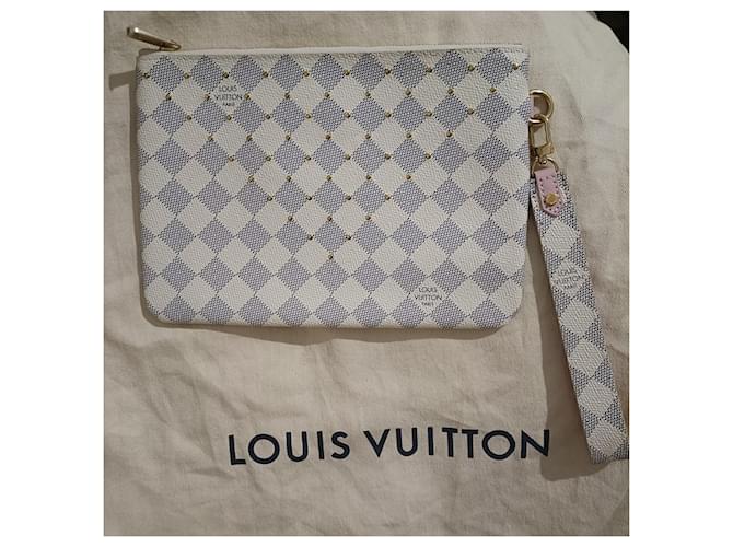 City Steamer Louis Vuitton white city clutch Eggshell Leather  ref.734929