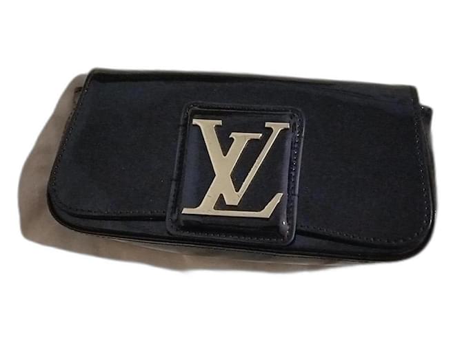Sobe Louis Vuitton Handbags Black Leather  ref.734944
