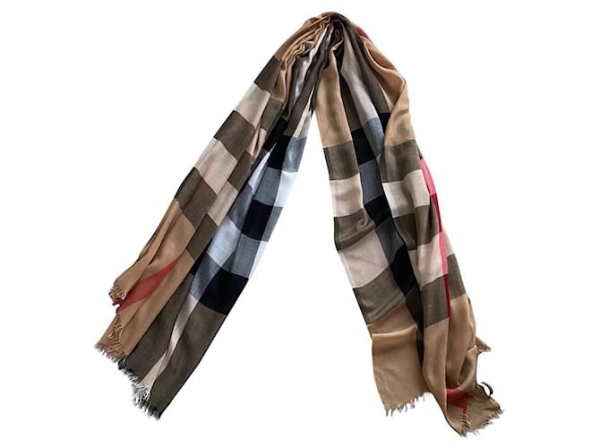 Women's Burberry modal scarf, cashmere and silk with check pattern 200x90cm Beige  ref.736529