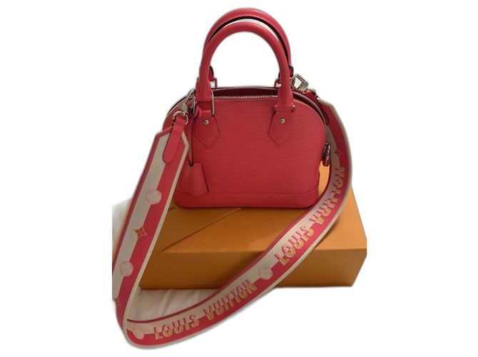 Louis Vuitton Alma bb cuir épis rose fruit du dragon