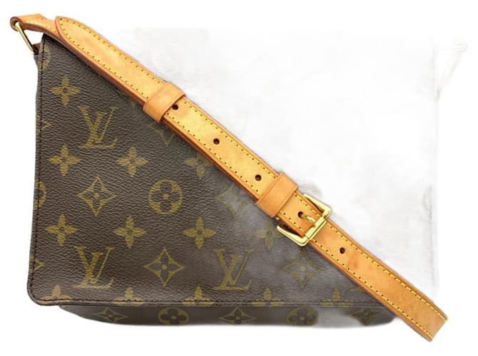 Louis Vuitton, a monogram canvas handbag, 'Musette Tango Short