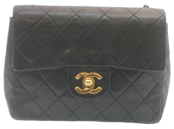 Chanel Timeless Black Leather  ref.739077
