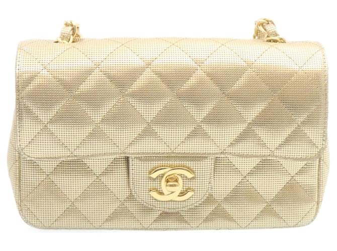 Chanel Timeless Golden Leather  ref.739139