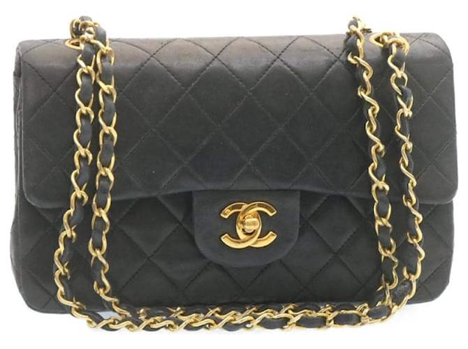 Classique Chanel Timeless Cuir Noir  ref.739407